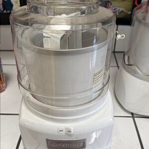 Cuisinart White ice cream with Clear Bowl